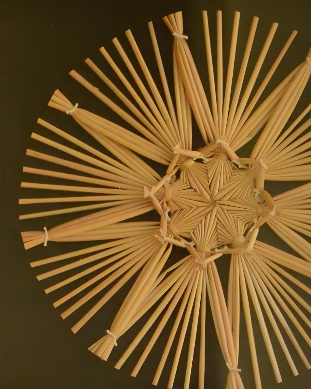 Estrella de popotillo con marco.