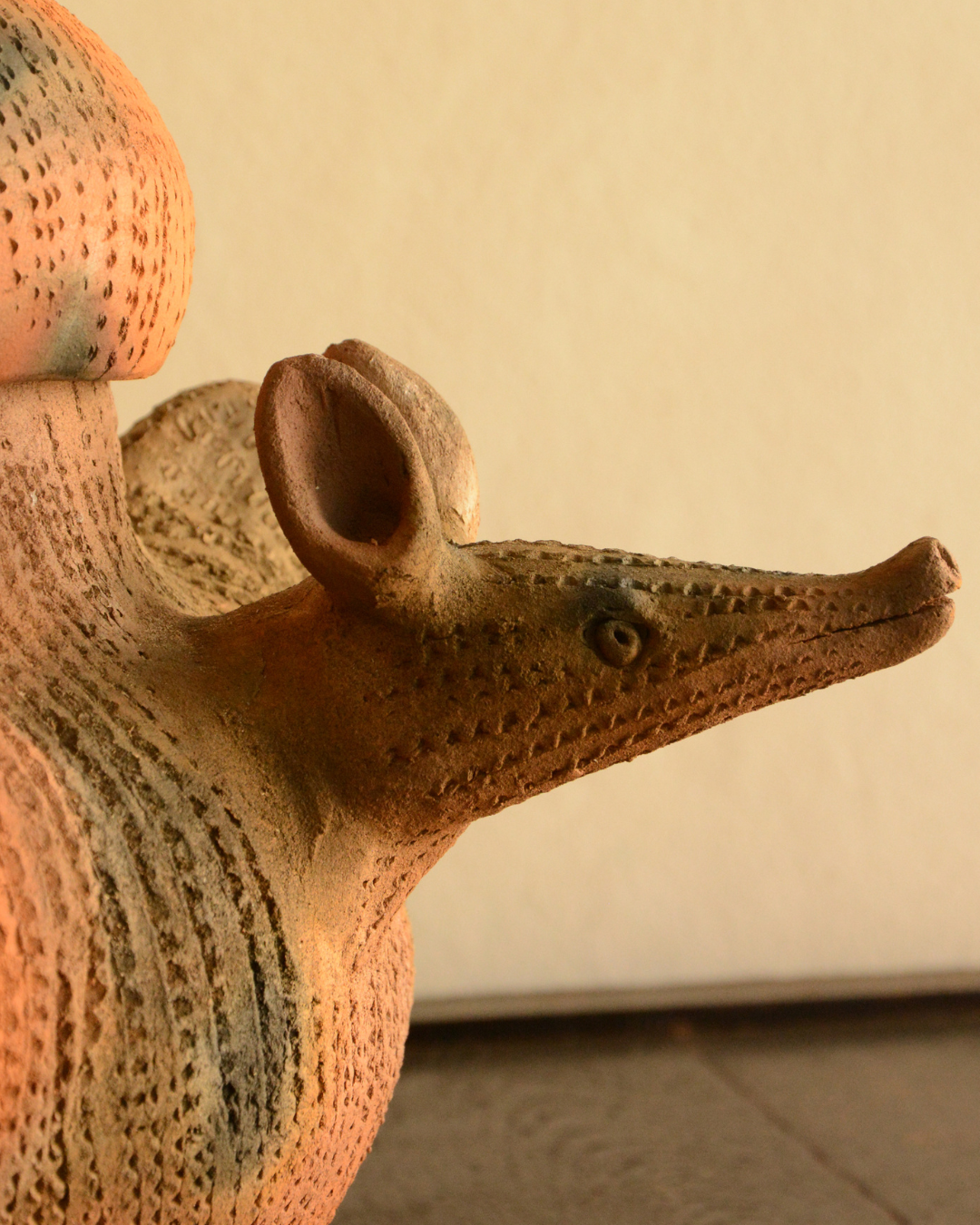 Jarrón Armadillo.