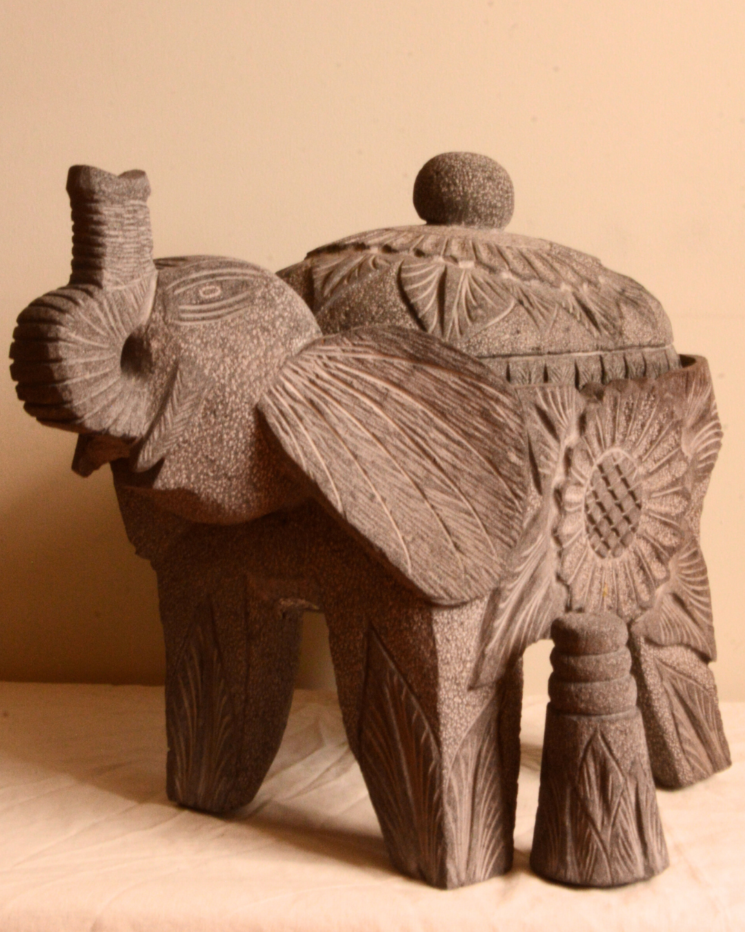 Molcajete elefante.